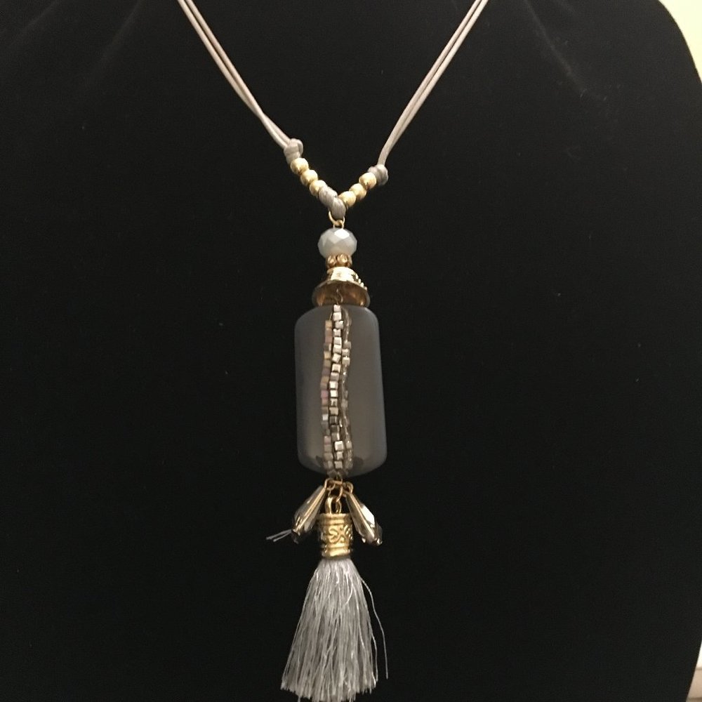 Rainn Necklace
